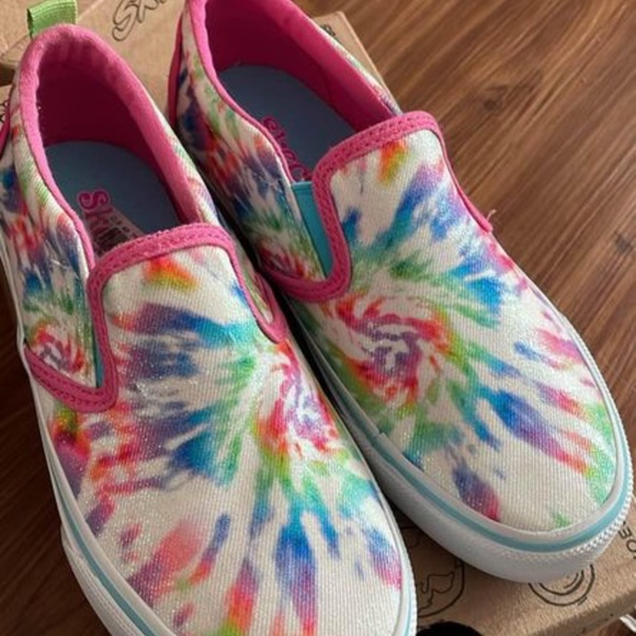 BRAND NEW youth girl skechers pink slip on shoes size 1Y / 3Y / 4Y - Picture 7 of 9